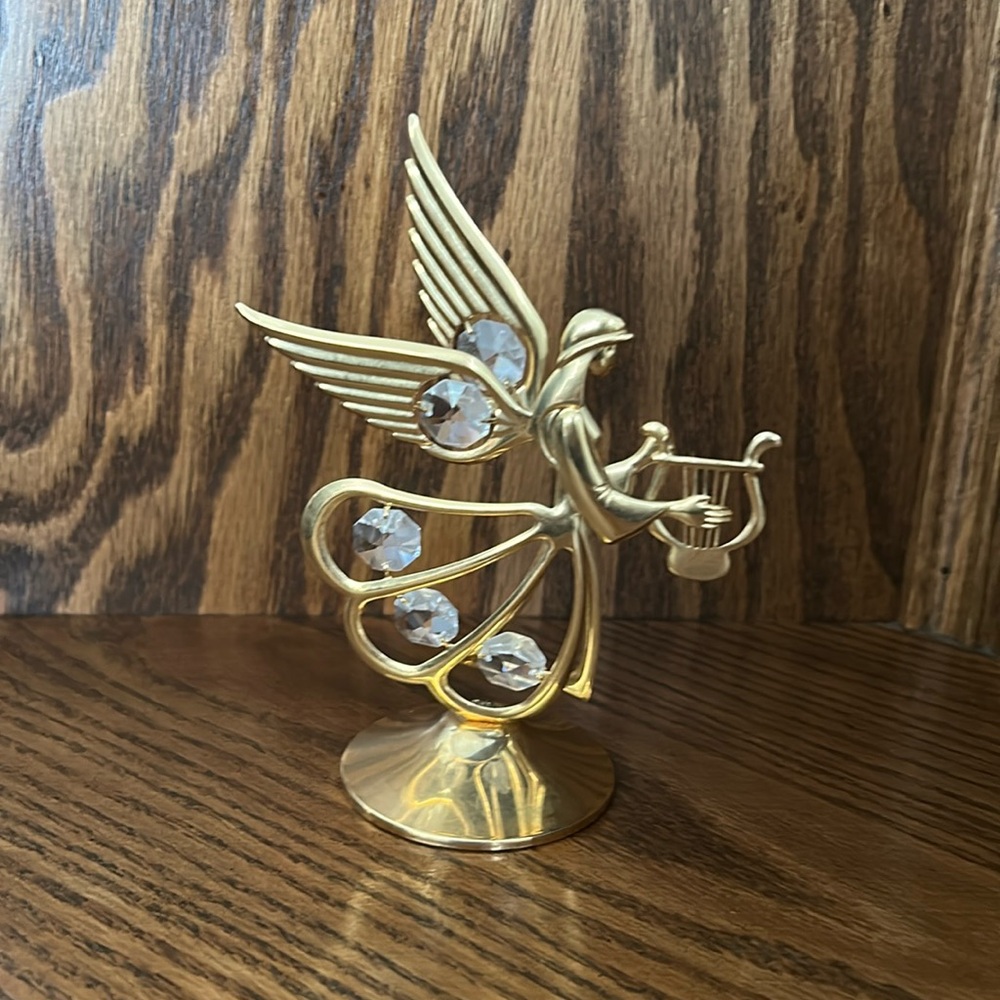 Australian crystal angel figure 24 k gold plated